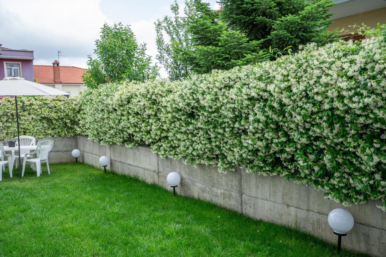 Veria Panorama Luxury Suite With Garden 2 Buitenkant foto